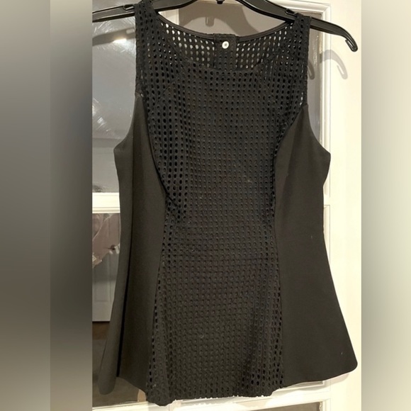 GUESS Black Sleeveless Top- size Small - Picture 2 of 10